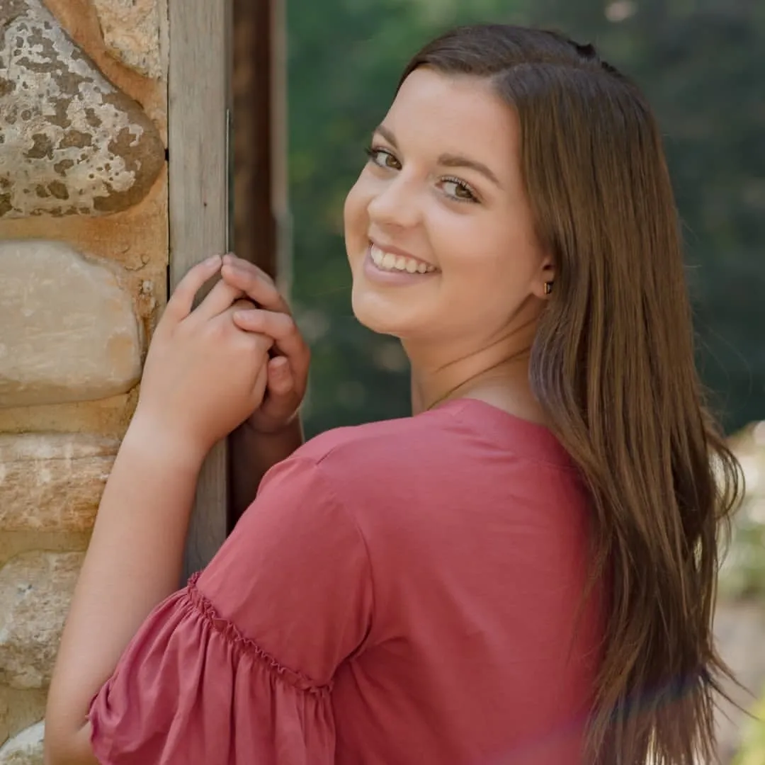 Senior portrait 16